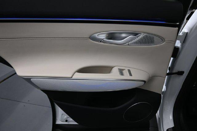 2026 Genesis Gv70 - $48,825