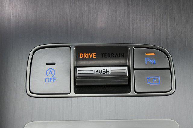 2026 Genesis Gv70 - $48,825