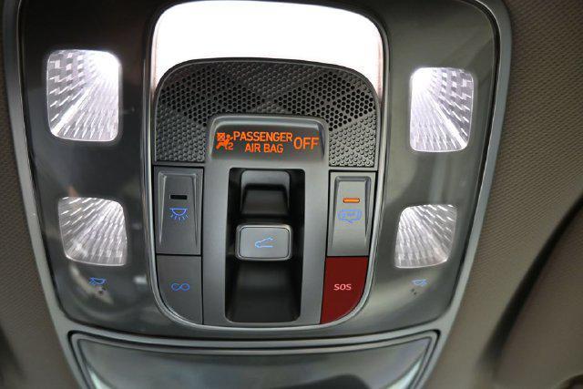 2026 Genesis Gv70 - $48,825