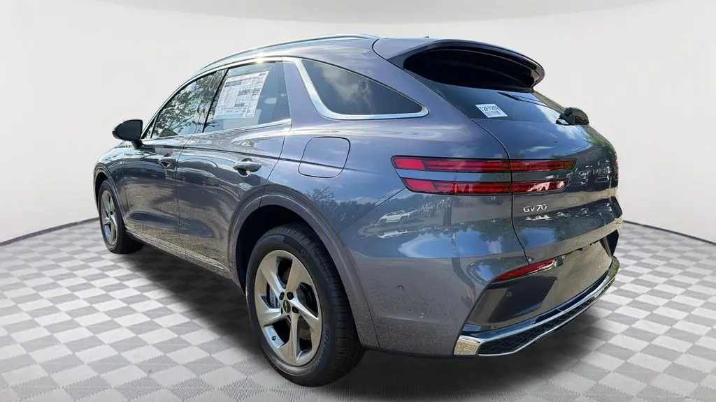 2026 Genesis GV70 2.5T Advanced