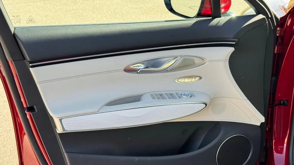 2026 Genesis GV70 2.5T Advanced