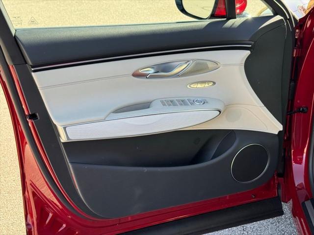 2026 Genesis Gv70 - $58,542