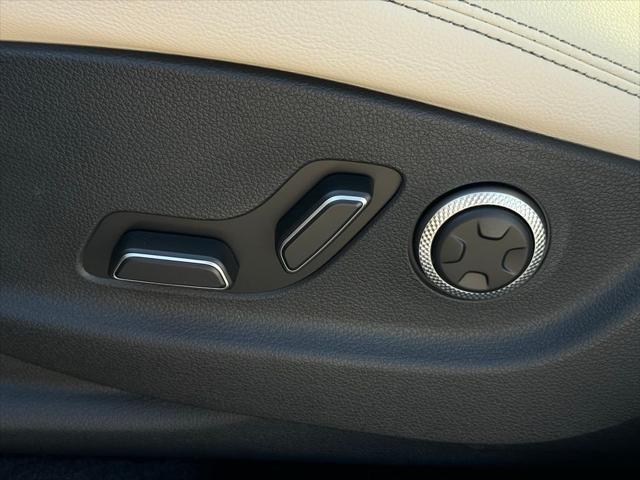 2026 Genesis Gv70 - $58,542