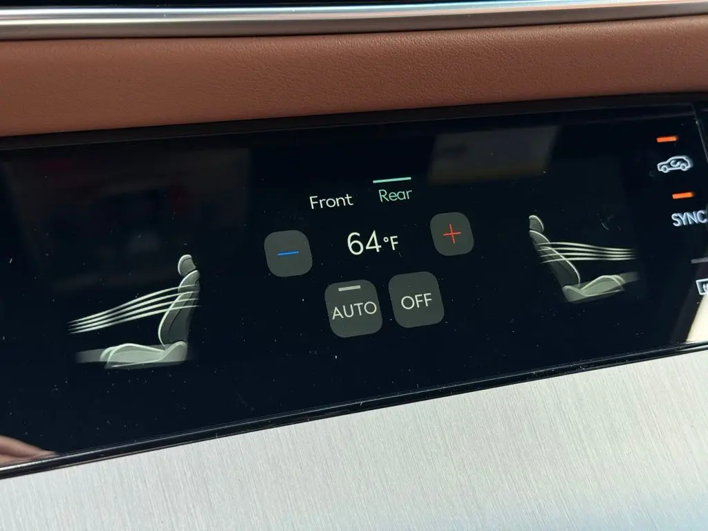 2026 Genesis Gv70 - $58,562