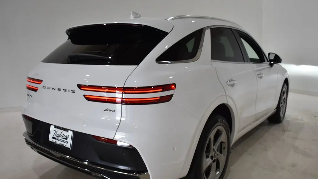 2026 Genesis GV70 2.5T Advanced