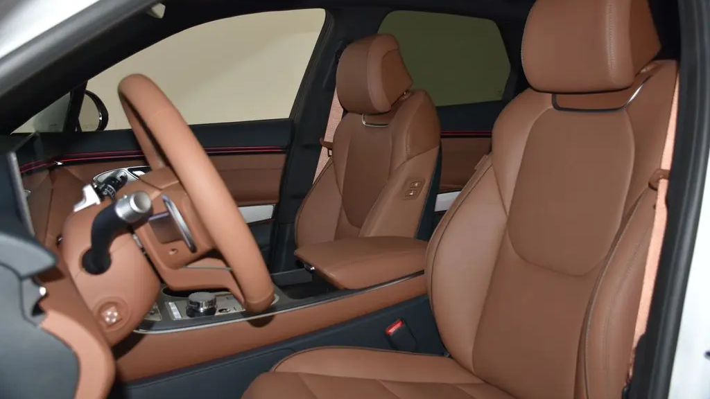 2026 Genesis GV70 2.5T Advanced