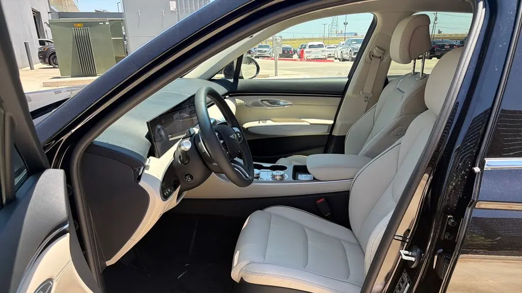 2026 Genesis GV70 2.5T Advanced