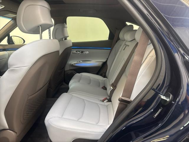 2026 Genesis Gv70 - $53,830