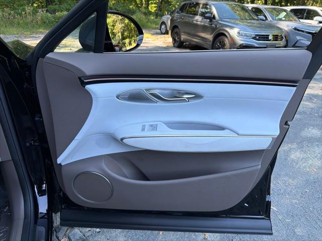 2026 Genesis Gv70 - $57,999