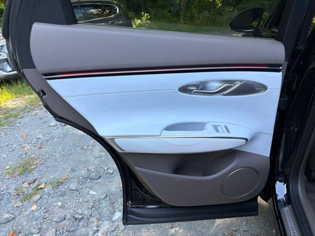 2026 Genesis Gv70 - $57,999