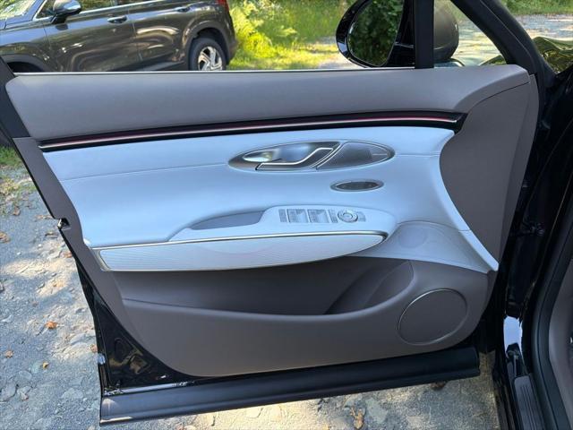2026 Genesis Gv70 - $57,999