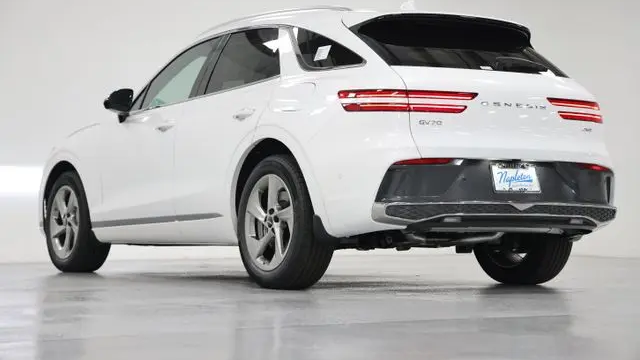 2026 Genesis GV70 2.5T Advanced