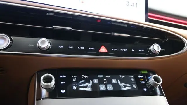 2026 Genesis GV70 2.5T Advanced