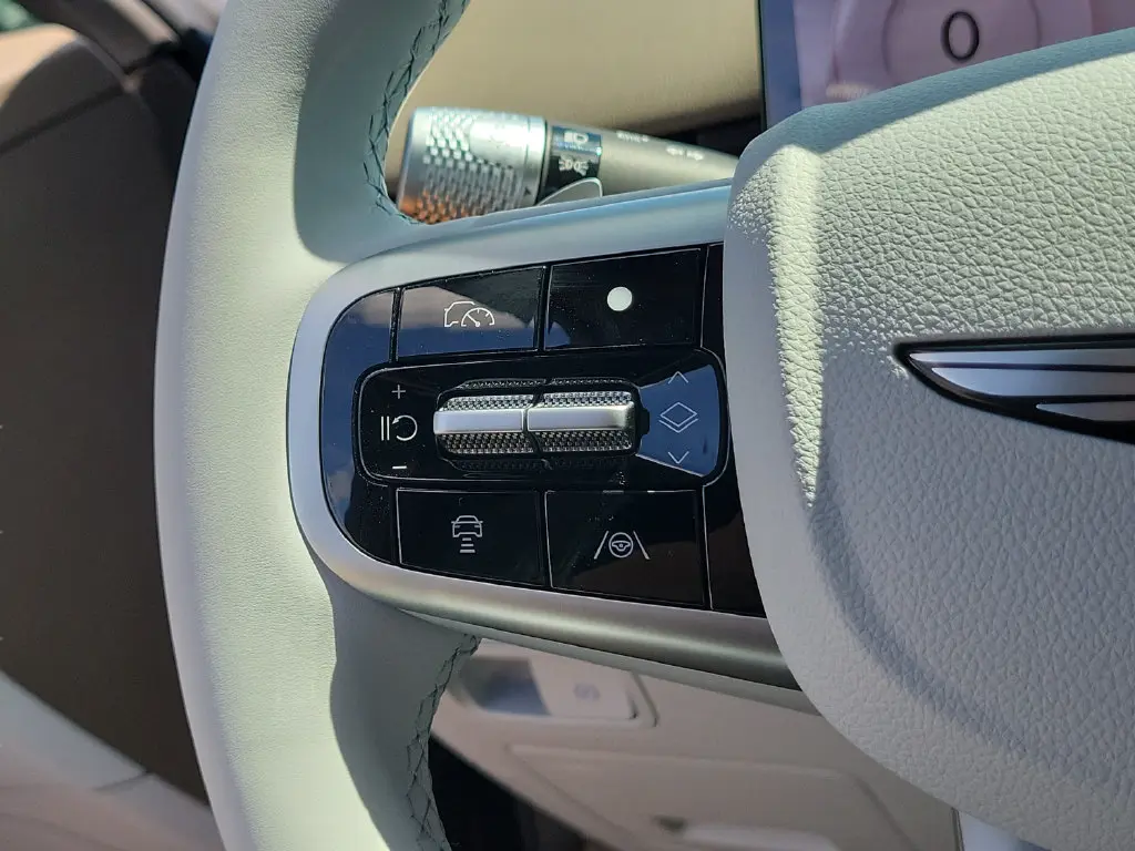 2026 Genesis Gv70 - $57,785