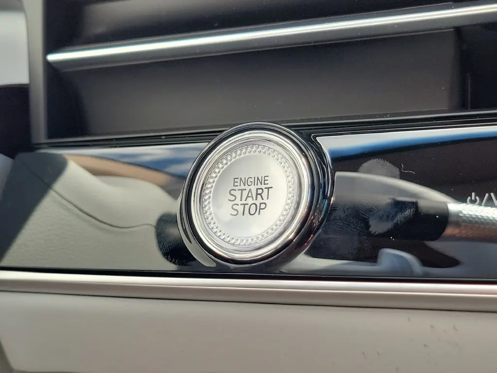 2026 Genesis Gv70 - $57,785