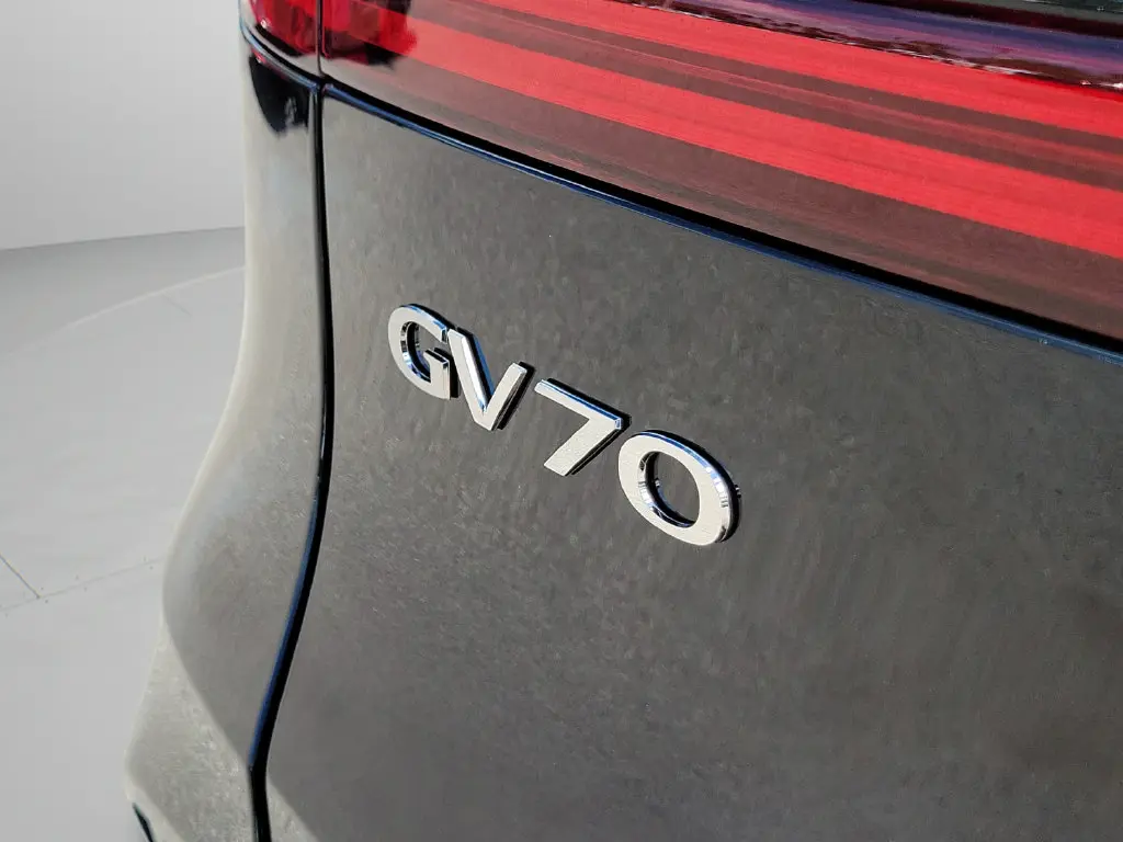 2026 Genesis Gv70 - $57,485