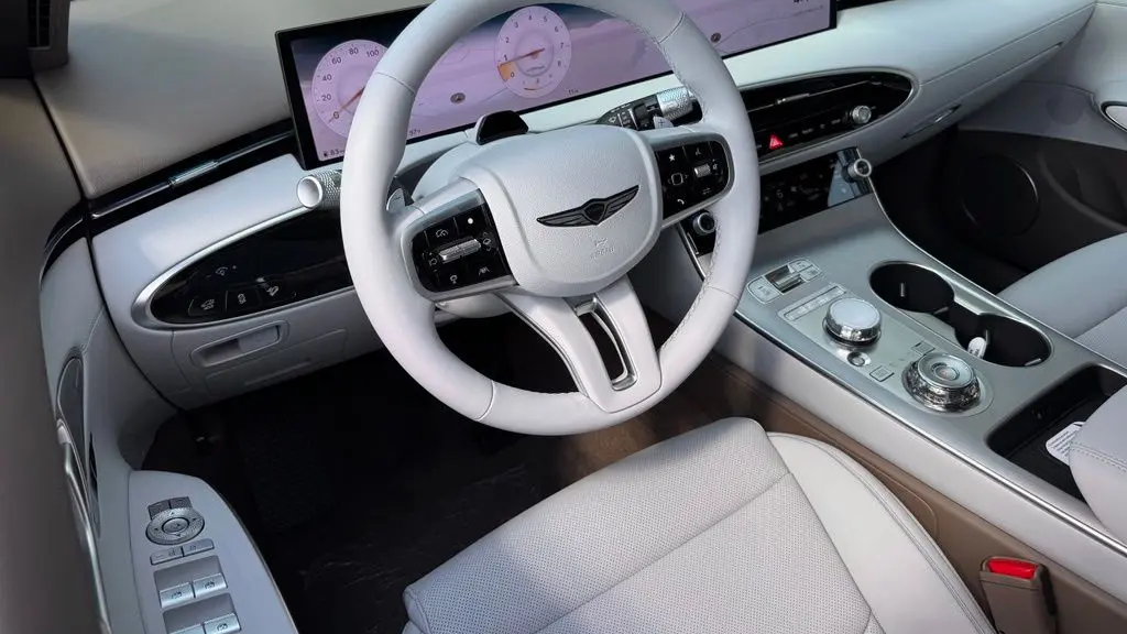 2026 Genesis GV70 2.5T Advanced