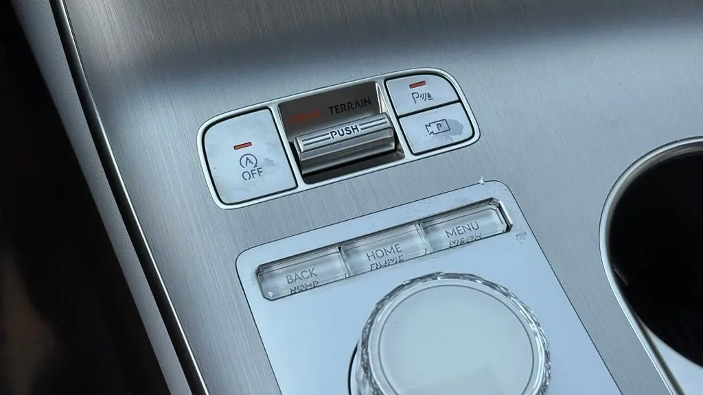 2026 Genesis GV70 2.5T Advanced