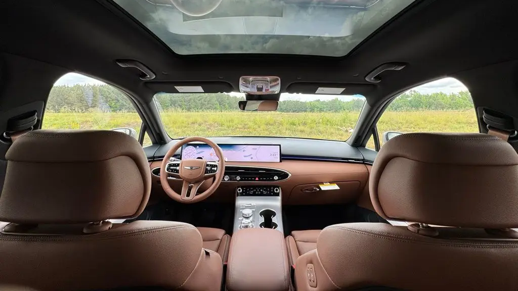 2026 Genesis GV70 2.5T Advanced