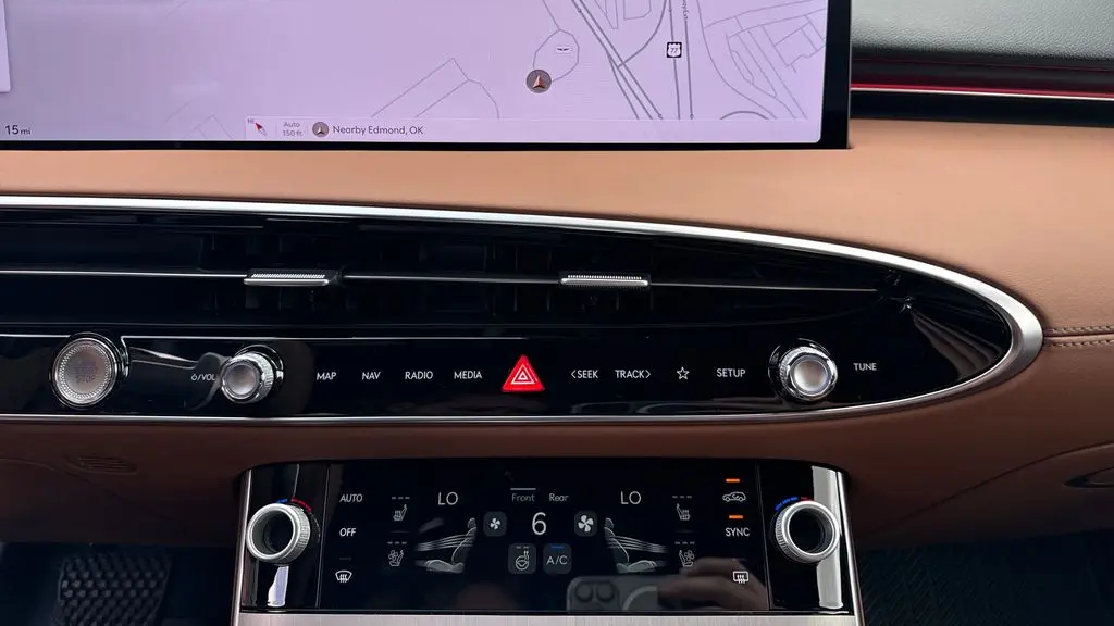 2026 Genesis GV70 2.5T Advanced