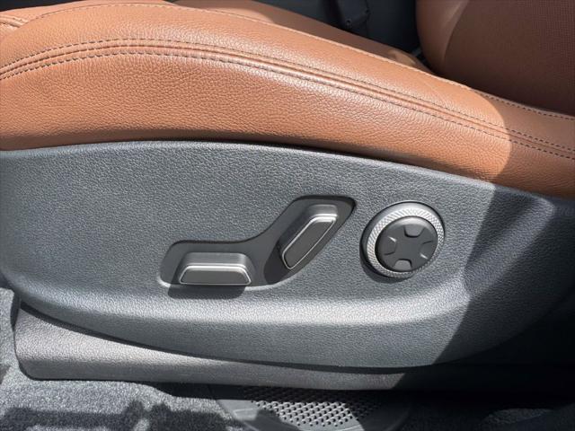 2026 Genesis Gv70 - $54,785