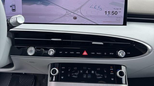2026 Genesis GV70 2.5T Advanced
