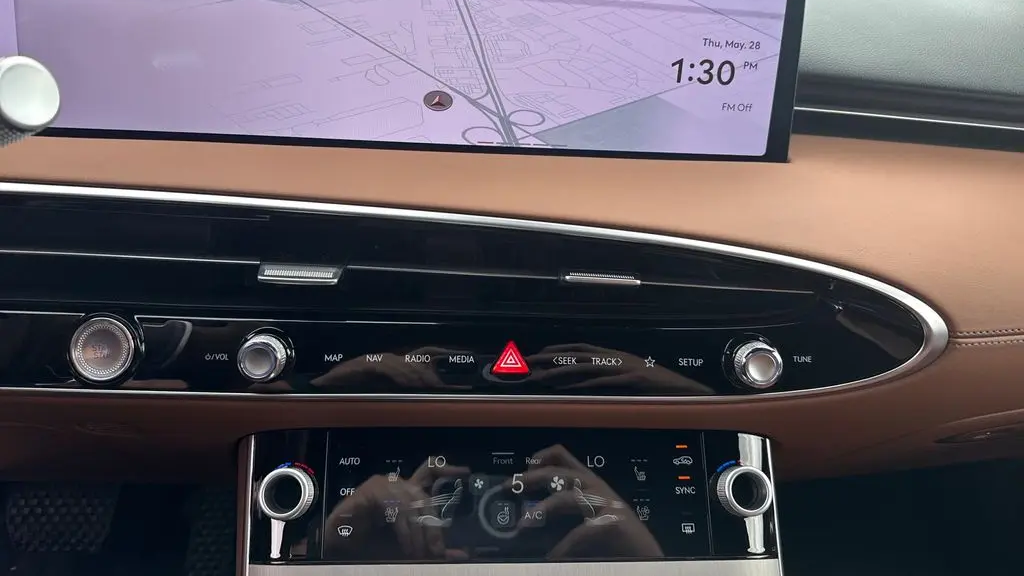 2026 Genesis GV70 2.5T Advanced