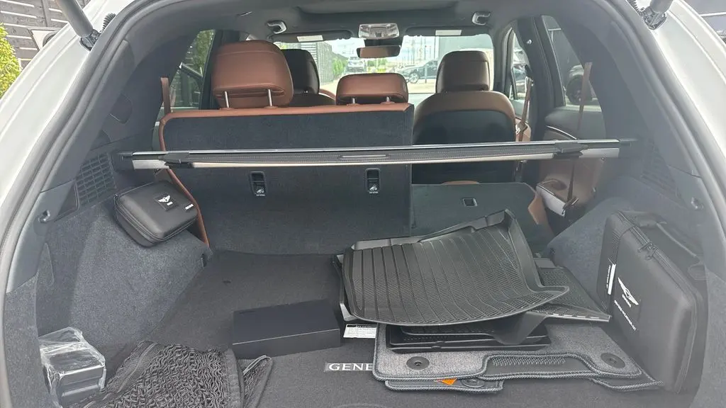 2026 Genesis GV70 2.5T Advanced