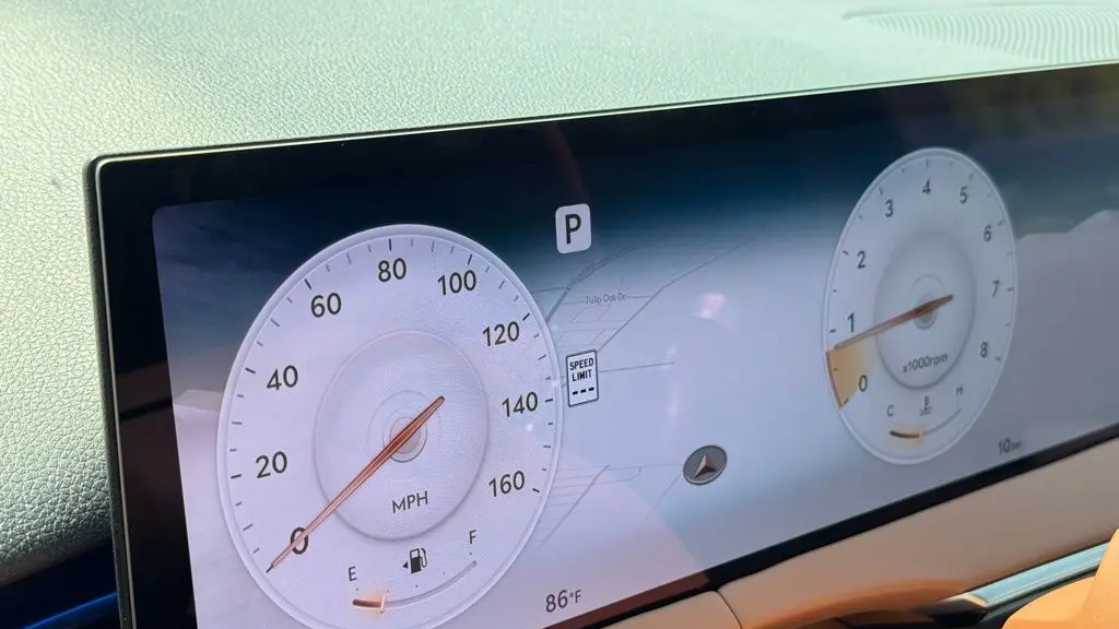 2026 Genesis GV70 2.5T Advanced