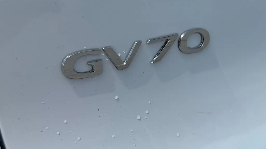 2026 Genesis GV70 2.5T Advanced
