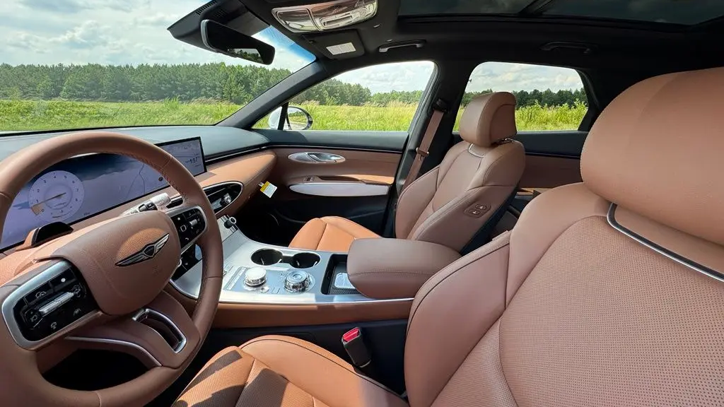 2026 Genesis GV70 2.5T Advanced