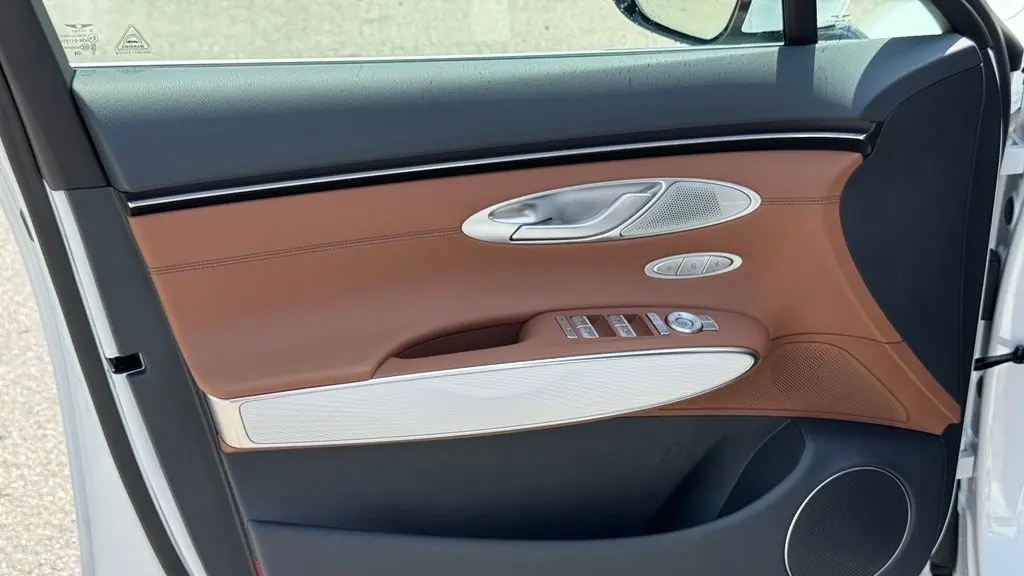 2026 Genesis GV70 2.5T Advanced