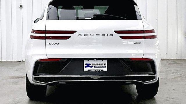 2026 Genesis GV70 2.5T Advanced