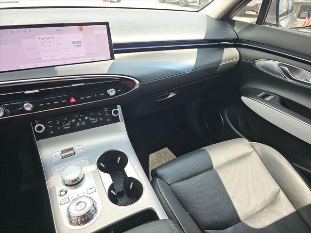 2026 Genesis Gv70 - $44,900