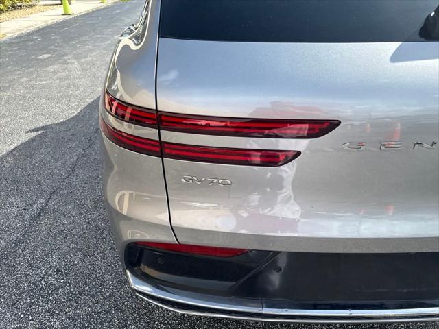 2026 Genesis Gv70 - $44,900