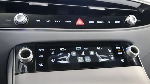 2026 Genesis GV70 2.5T Advanced