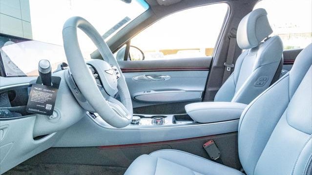 2026 Genesis GV70 2.5T Advanced