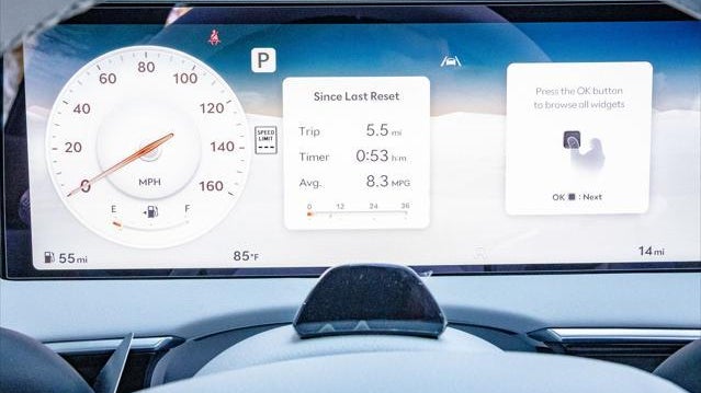 2026 Genesis GV70 2.5T Advanced