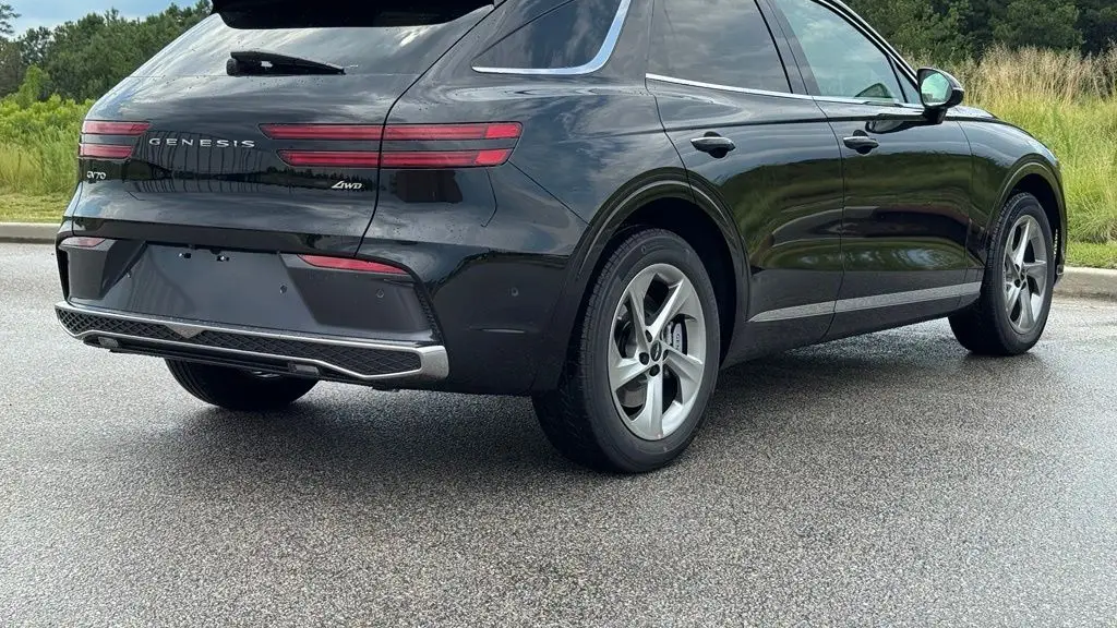 2026 Genesis GV70 2.5T Advanced