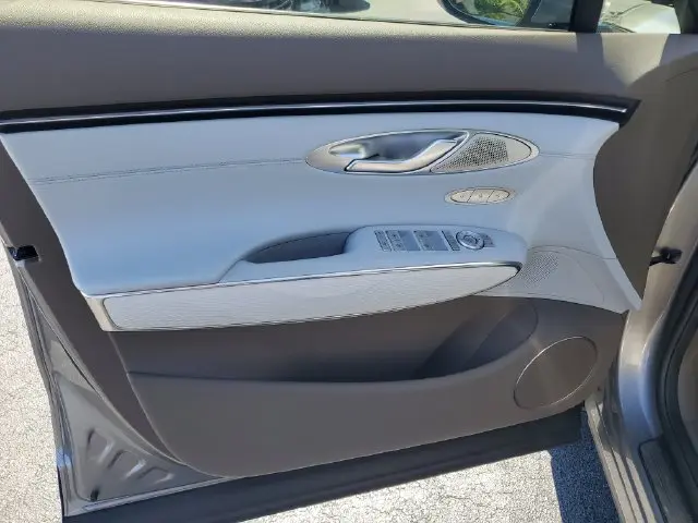2026 Genesis Gv70 - $50,988
