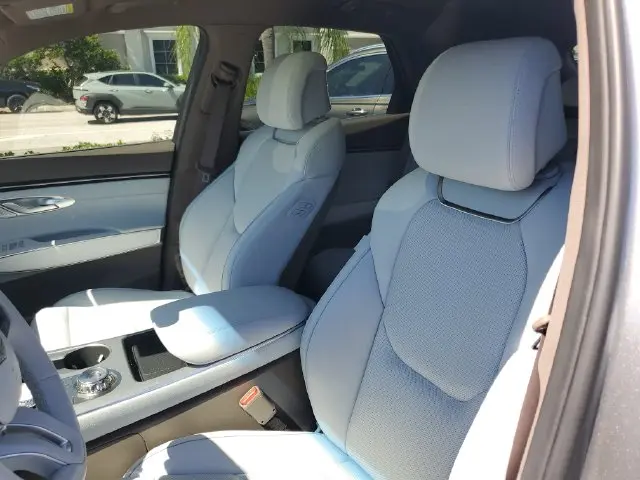 2026 Genesis Gv70 - $50,988