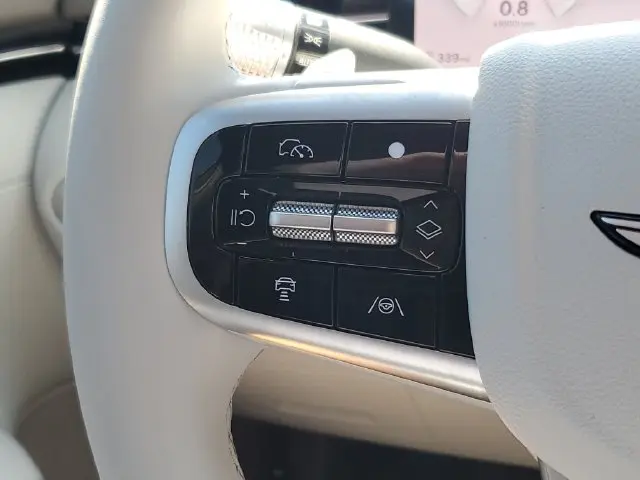 2026 Genesis Gv70 - $50,988