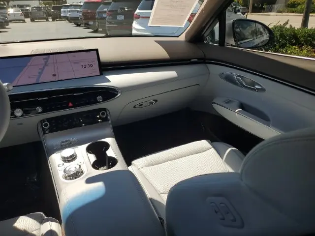 2026 Genesis Gv70 - $50,988