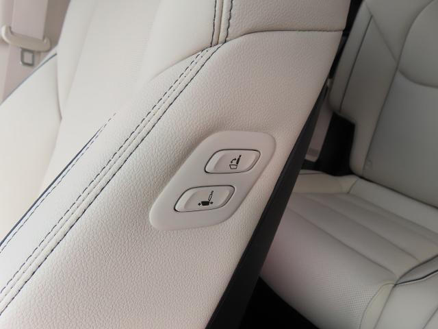 2026 Genesis Gv70 - $52,995