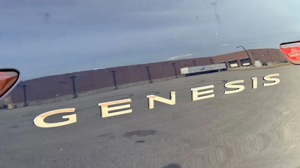 2026 Genesis GV70 2.5T Advanced