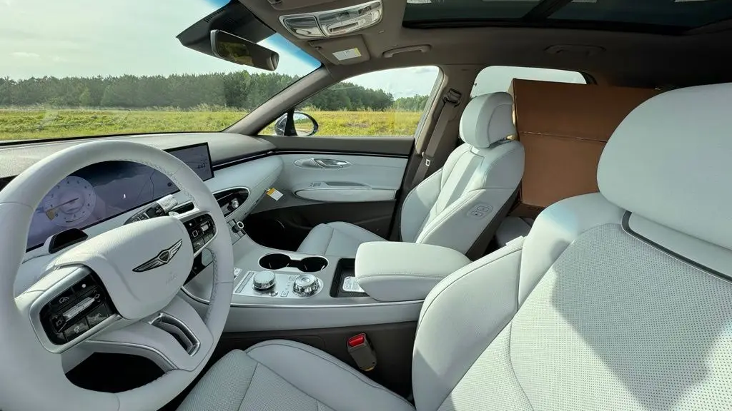 2026 Genesis GV70 2.5T Advanced