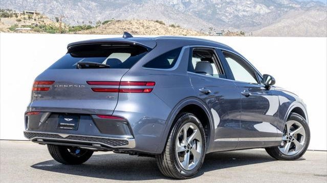 2026 Genesis GV70 2.5T Advanced
