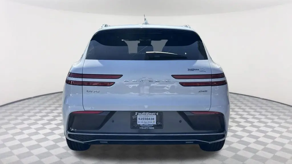 2026 Genesis GV70 2.5T Advanced