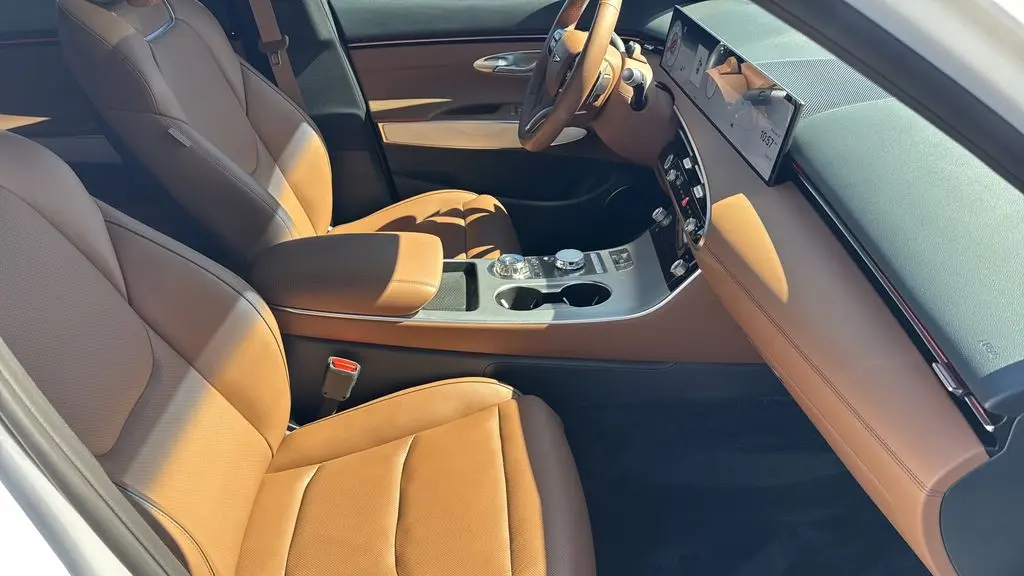 2026 Genesis GV70 2.5T Advanced