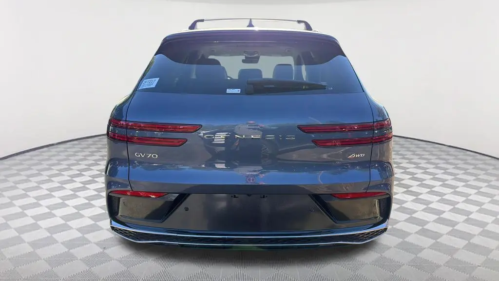 2026 Genesis GV70 2.5T Advanced